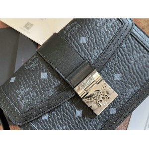 MCM TRACY SHOULDER BAG IN VISETOS 5.5 x 22.0 x 15.5 cm NOIR Bags