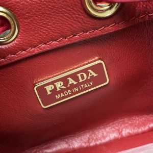 Prada Patent leather mini-pouch 9x9x6cm 1NR016 Bags