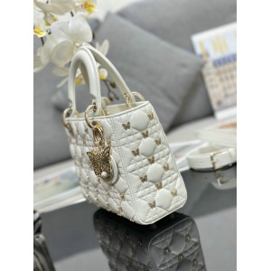 Dior small Lady Dior Bag white Cannage Lambskin with Gold-Finish Butterfly Studs 20cm Bags