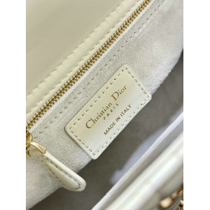 Dior small Lady Dior Bag white Cannage Lambskin with Gold-Finish Butterfly Studs 20cm Bags