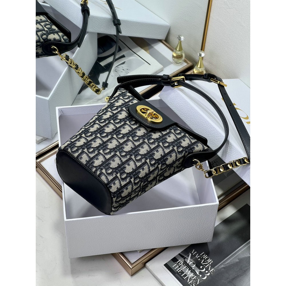 Dior 17x18x8 cm montaigne 30 Bags