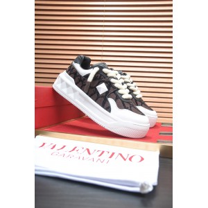 Valentino sneakers 36-45 Shoes