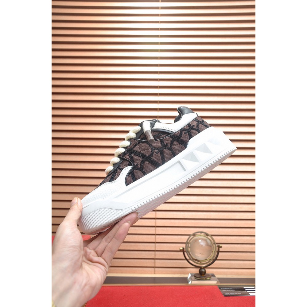 Valentino sneakers 36-45 Shoes