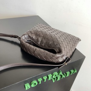 Bottega veneta Hop mini leather bag 25.5x14.5x11cm Bags