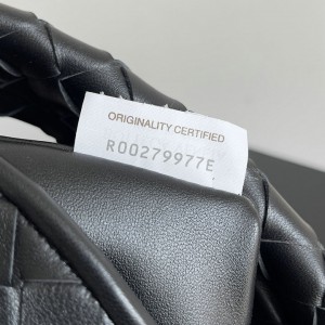 Bottega veneta Hop mini leather bag 25.5x14.5x11cm Bags