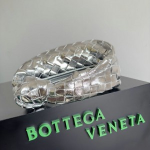 Bottega veneta jodie candy size 23x15x5cm Bags