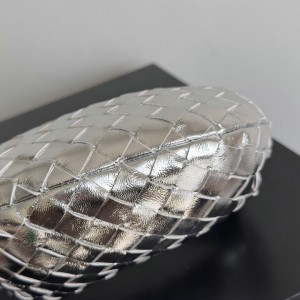 Bottega veneta jodie candy size 23x15x5cm Bags