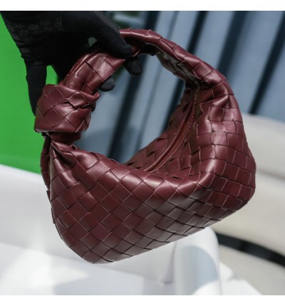 Bottega veneta jodie candy size 23x15x5cm