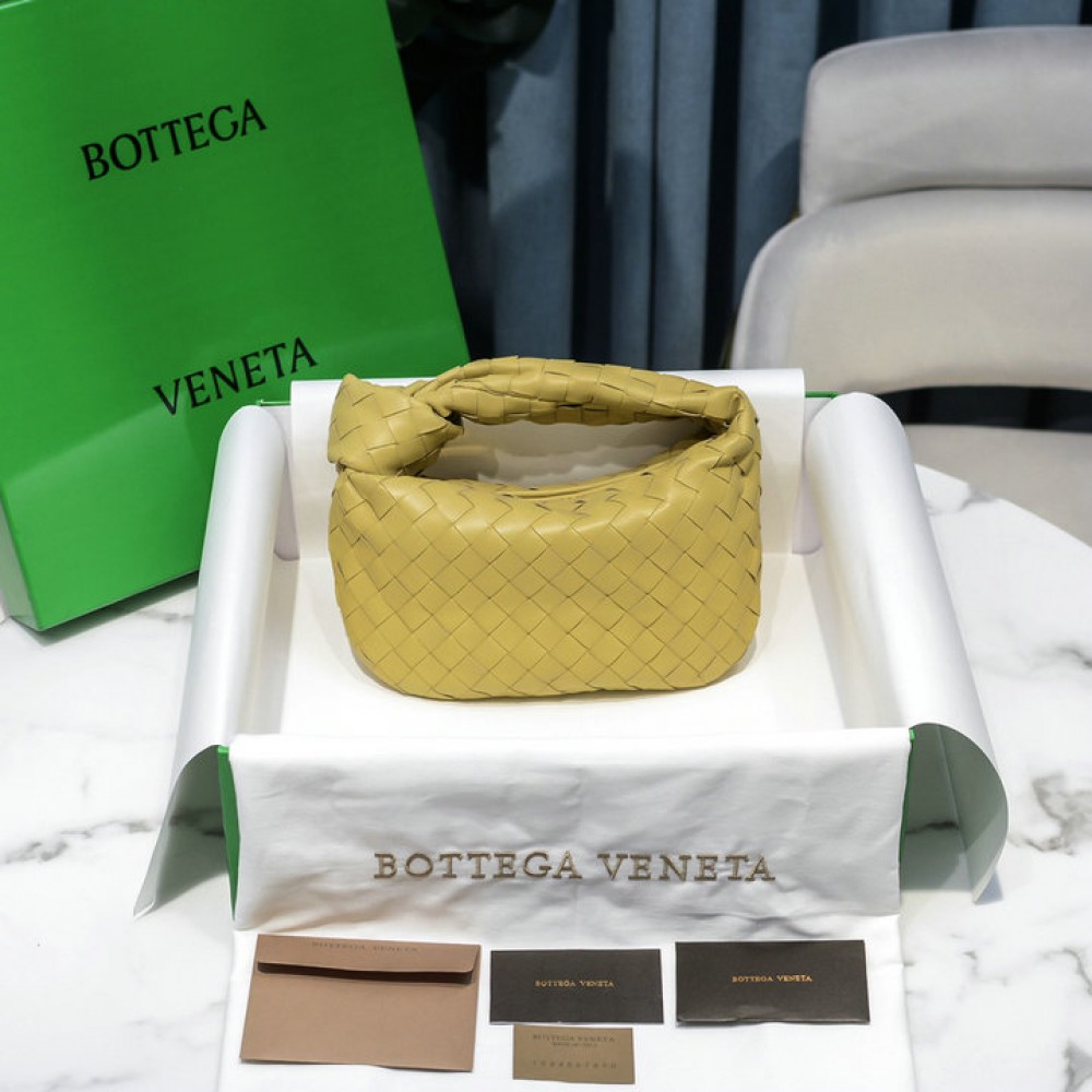 Bottega veneta jodie candy size 23x15x5cm Bags