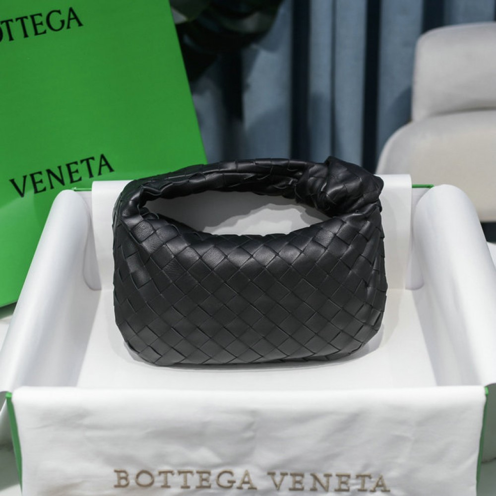 Bottega veneta jodie candy size 23x15x5cm Bags