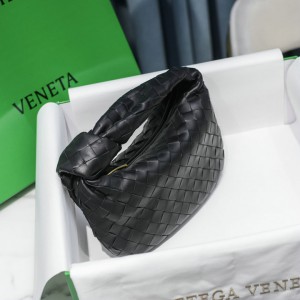 Bottega veneta jodie candy size 23x15x5cm Bags