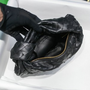 Bottega veneta jodie candy size 23x15x5cm Bags