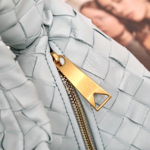 Bottega veneta jodie candy size 23x15x5cm Bags