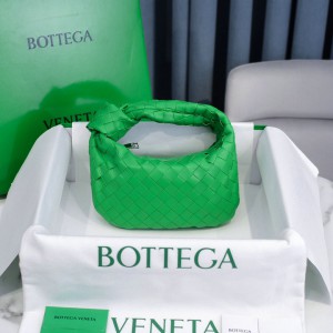 Bottega veneta jodie candy size 23x15x5cm Bags