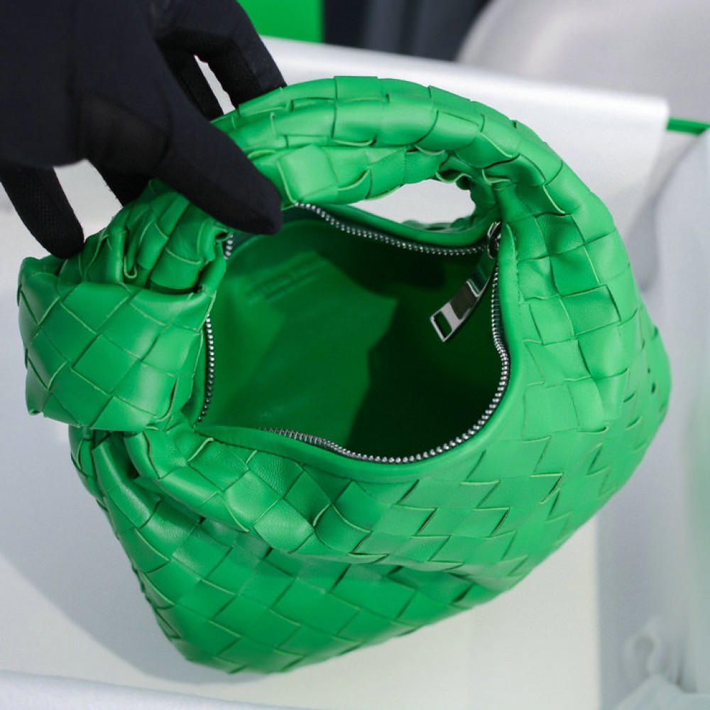 Bottega veneta jodie candy size 23x15x5cm Bags