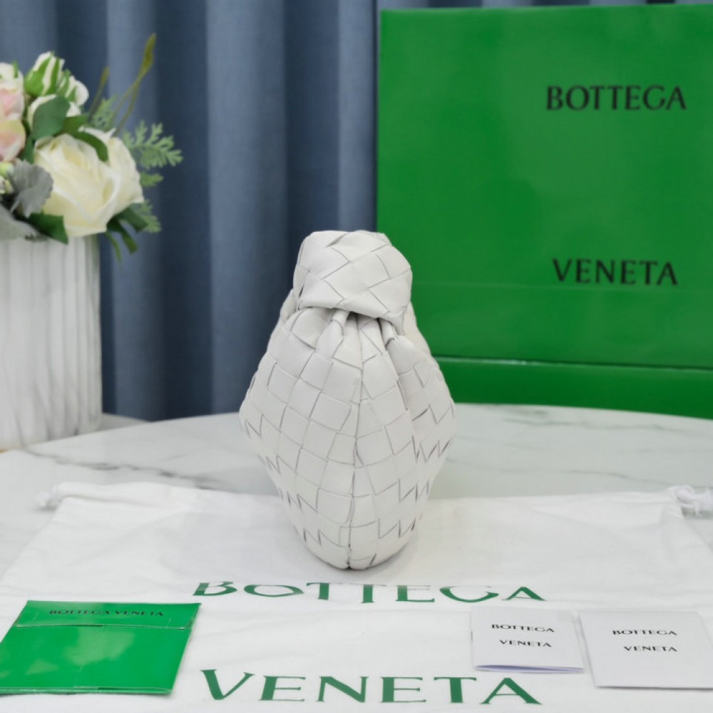 Bottega veneta jodie candy size 23x15x5cm white Bags