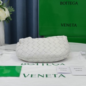 Bottega veneta jodie candy size 23x15x5cm white Bags