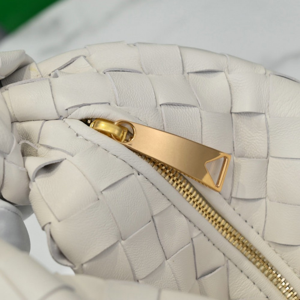 Bottega veneta jodie candy size 23x15x5cm white Bags