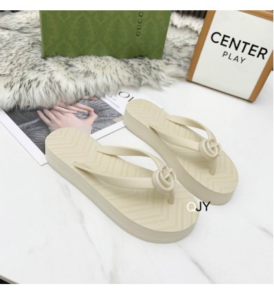 Gucci flip flop 36-44 white