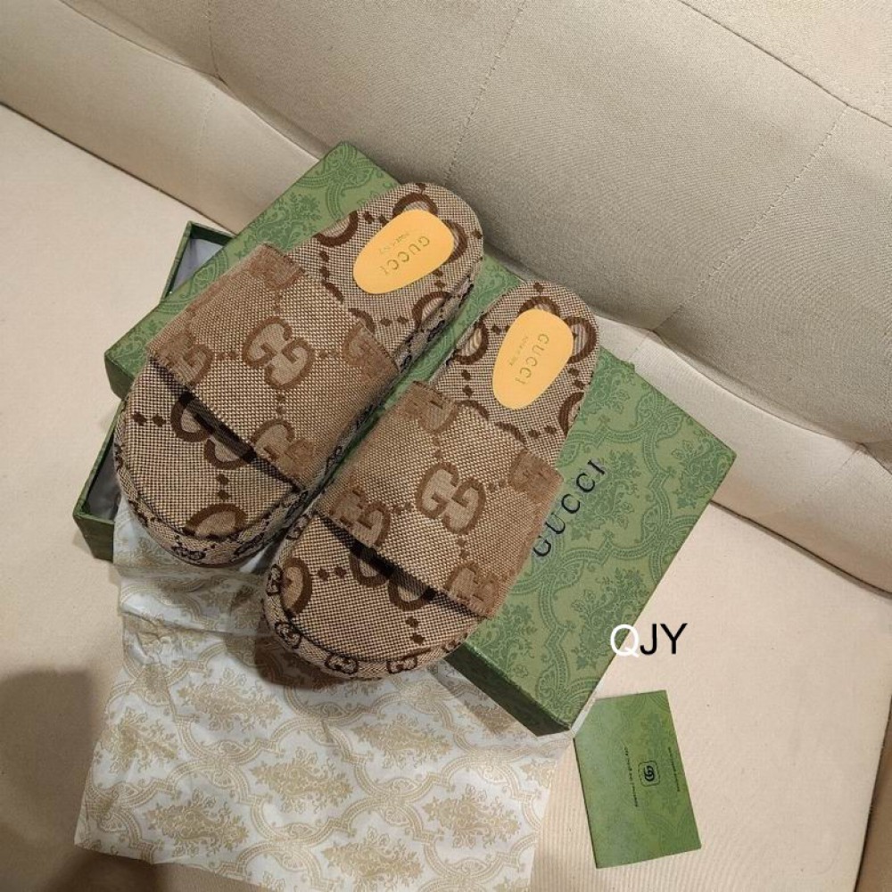 Gucci GG Maxi canvas platform slides 36-44 Shoes