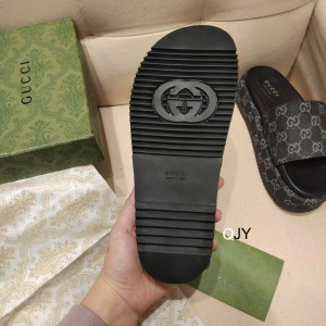 Gucci GG canvas platform slides 36-44 Shoes