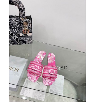 Dior slides 36-42