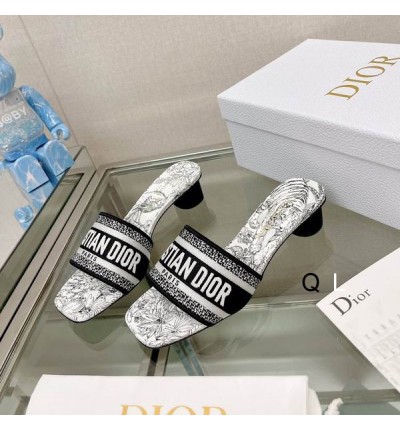 Dior D way heeled slide 3.5cm