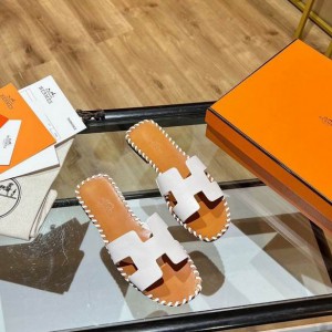Hermes slides 36-42 Shoes