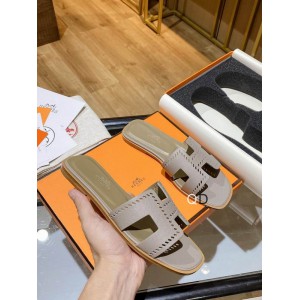 Hermes slides 36-42 Shoes