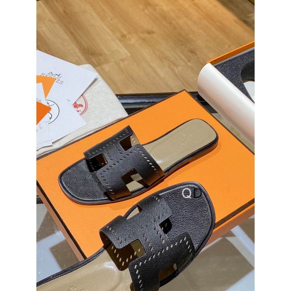Hermes slides 36-42 Shoes