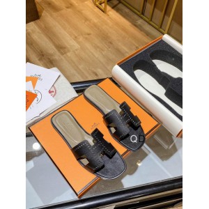 Hermes slides 36-42 Shoes