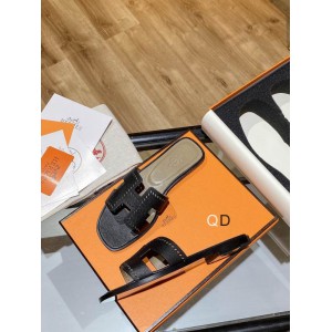Hermes slides 36-42 Shoes