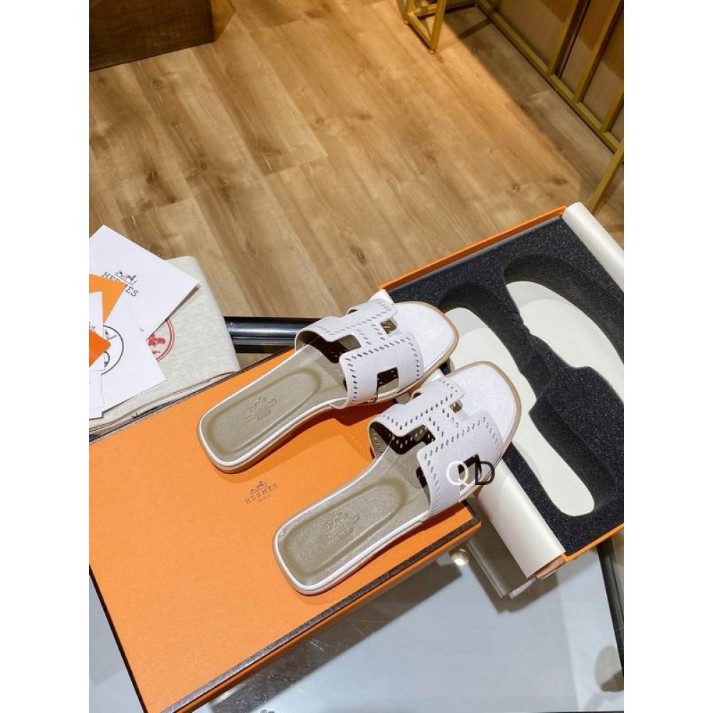 Hermes slides 36-42 Shoes