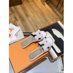 Hermes slides 36-42 Shoes