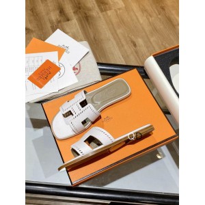 Hermes slides 36-42 Shoes
