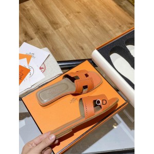 Hermes slides 36-42 Shoes
