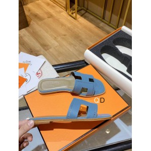 Hermes slides 36-42 Shoes