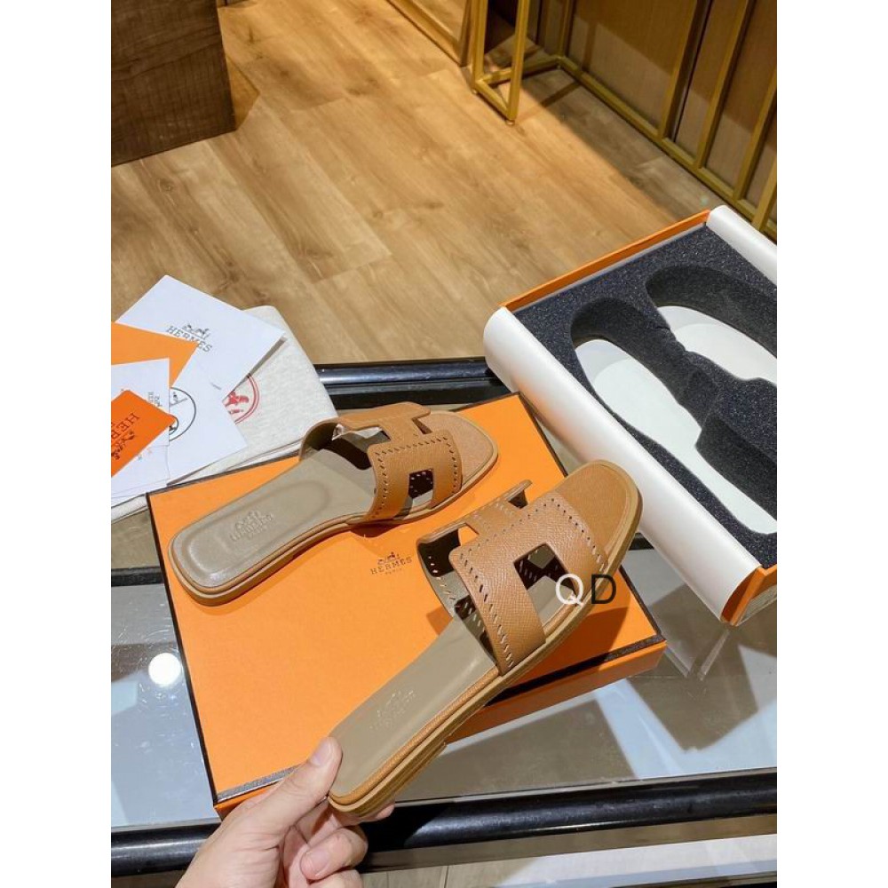 Hermes slides 36-42 Shoes