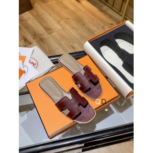 Hermes slides 36-42 Shoes