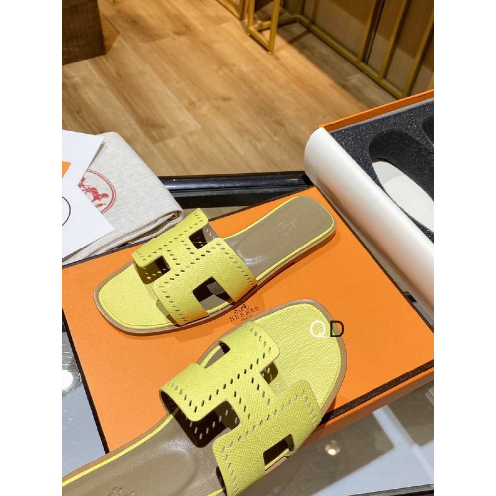 Hermes slides 36-42 Shoes