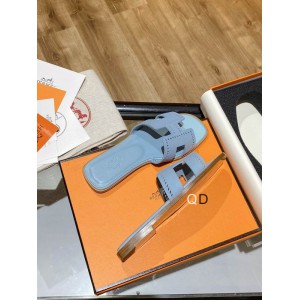 Hermes slides 36-42 Shoes