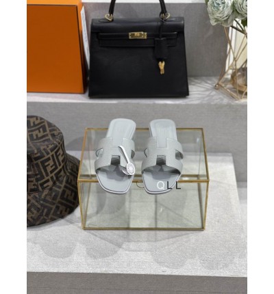 Hermes slides epsom leather 36-42 oran lihght grey