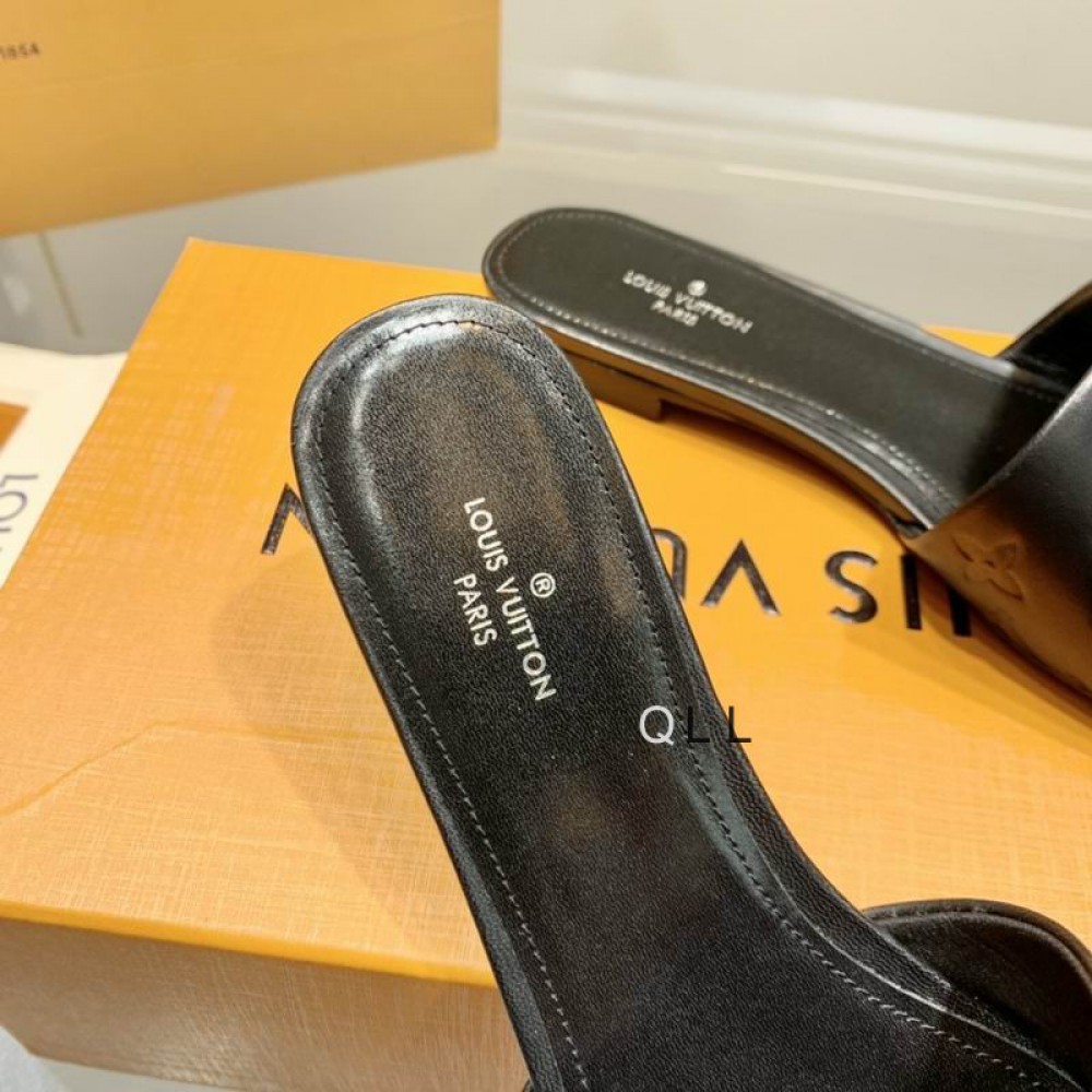 Lv slides 36-42 black Shoes