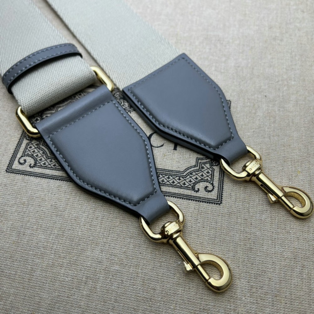 GG Matelassé handbag in grey leather 735049 25x15x8cm Bags