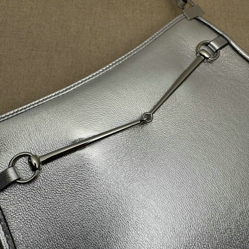 Gucci Horsebit Slim small shoulder bag in silver leather 23x18.5x3cm Bags