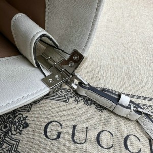 Gucci Horsebit Slim small shoulder bag in white leather 23x18.5x3cm Bags