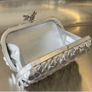 Bottega veneta stretch knot clutch 20x12cm Bags