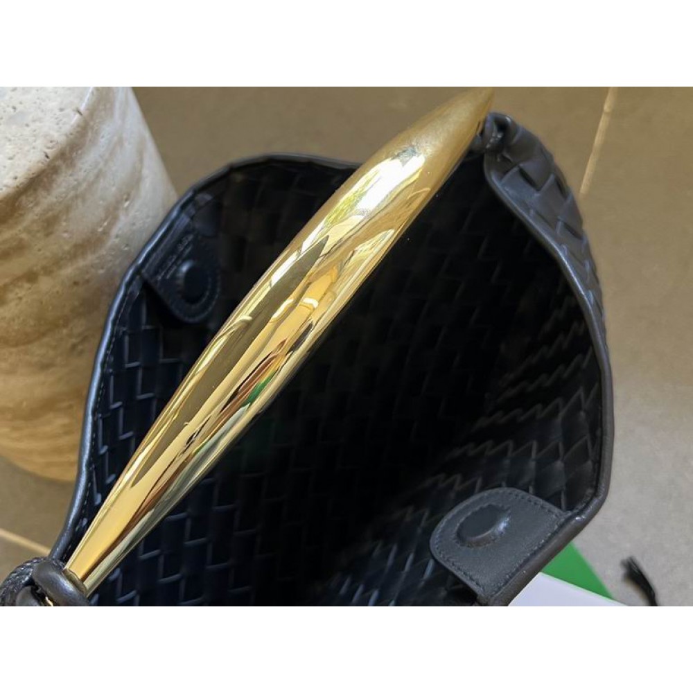 Bottega veneta sardine classic 33x20cm Bags