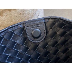 Bottega veneta sardine classic 33x20cm Bags