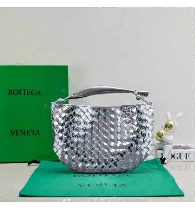 Bottega veneta sardine classic 33x20cm